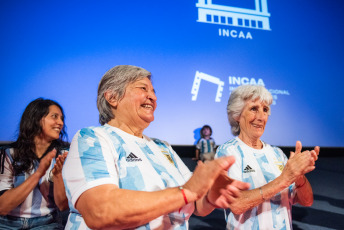 Buenos Aires, Argentina.- In the photos taken on December 22, 2023, people attend the Gaumont cinema to see “México 71”, a documentary that reconstructs and recounts the beginnings of Argentine women's football that has testimonies from a large part of the first team that went to a women's football world cup and those who were interested in its history.