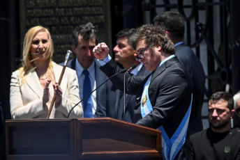 Buenos Aires - Photo taken on December 10, 2023, President Javier Milei gives a speech outside the Congress together with Volodomy Zelenski. Milei stated that "today a new era begins in Argentina" and "we end a long and sad history of decadence and decline, and begin the path of reconstruction of our country" from the steps of the National Congress, accompanied by Vice President Victoria Villarruel, his appointed officials and members of the foreign delegations, among them the President of Ukraine, Volodimir Zelenski.