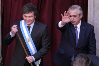 Buenos Aires - Photo taken on December 10, 2023, Javier Milei is sworn in at the Congress. Milei stated that "today a new era begins in Argentina" and "we end a long and sad history of decadence and decline, and begin the path of reconstruction of our country" from the steps of the National Congress, accompanied by Vice President Victoria Villarruel, his appointed officials and members of the foreign delegations, among them the President of Ukraine, Volodimir Zelenski.