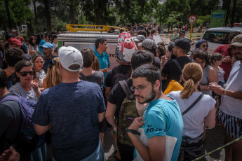 Buenos Aires - President Javier Milei and Security Minister Patricia Bullrich are in Bahía Blanca, where they are monitoring the situation caused by the rain and wind storm and the emergency in that city in the south of Buenos Aires, which caused at least 13 deaths yesterday.