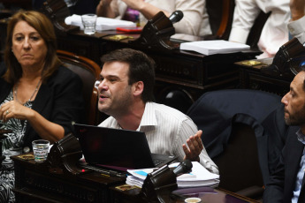 Buenos Aires, Argentina.- En las fotos tomadas el 31 de enero del 2024, el diputado nacional por Hacemos Coalición Federal, Juan Manuel López. La Cámara de Diputados debate el proyecto de Ley Ómnibus enviado por Javier Milei, luego de las negociaciones del oficialismo con la oposición que le aseguraron el piso de 129 diputados para habilitar la sesión.