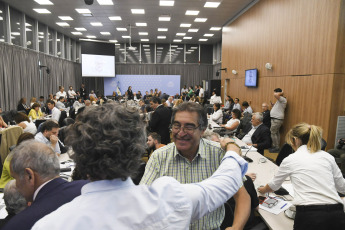 Buenos Aires, Argentina.- In the photos taken on January 15, 2024, Hugo Godoy of the CTA in the plenary session of commissions of the Chamber of Deputies that analyzes the omnibus bill resumed his work with the reception of testimonies from companies , associations, NGOs and sectors reached by the provisions of that initiative.