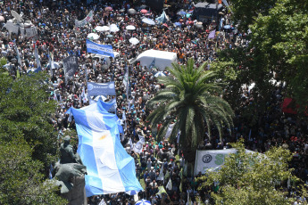 Buenos Aires, Argentina.- En la foto tomada el 24 de enero de 2024, vista de las distintas calles de Buenos Aires durante el paro general contra el DNU y la ley de bases del presidente Javier Milei.