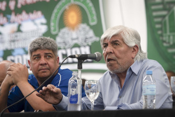 Buenos Aires, Argentina.- In the photos taken on January 19, 2024, with an eye on the general strike on Wednesday, January 24 called by the General Confederation of Labor (CGT), the Truck Drivers Union headed by Hugo (right ) and Pablo Moyano (left) meets in an information assembly in which more than a thousand delegates participate, in which they ratified the day of mobilization.