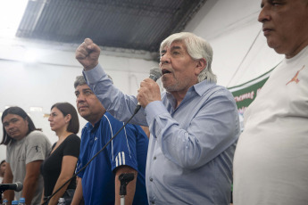 Buenos Aires, Argentina.- In the photos taken on January 19, 2024, with an eye on the general strike on Wednesday, January 24 called by the General Confederation of Labor (CGT), the Truck Drivers Union headed by Hugo (right ) and Pablo Moyano (left) meets in an information assembly in which more than a thousand delegates participate, in which they ratified the day of mobilization.