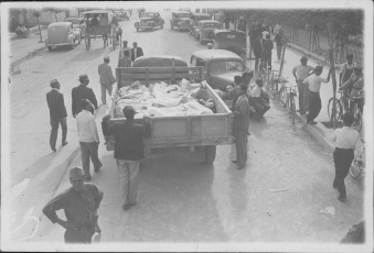 San Juan- In the archive photo, scenes from the earthquake. Read: A show will commemorate the 80th° anniversary of the earthquake of 1944 The earthquake of January 15, 1944 was the greatest tragedy that the Argentine people remember. About thousands of dead, of an even greater number of wounded (still uncertain data), and of the almost total destruction of a city. The effects also reached Córdoba, La Rioja, Mendoza and San Luis. Actually, the consequences of the earthquake were disproportionate compared to their intensity. They were endless seconds. The telluric movement was at 20.49 hours and reached 7.4 degrees magnitude on the Richter Scale and a maximum intensity of IX degrees on the modified Mercalli Scale. The epicenter was located 20 kilometers north of the city of San Juan, in the vicinity of the town of La Laja, in the department of Albardón.