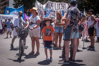 Mar del Plata, Argentina.- In the photo taken on January 24, 2024, strike and mobilization in the streets of the seaside town of Mar del Plata rejection of the DNU and the Omnibus Law of President Javier Milei.