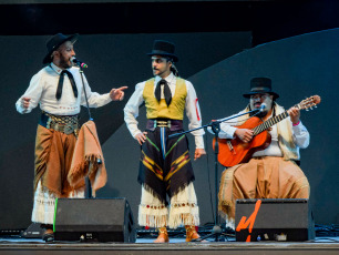 Córdoba, Argentina.- In the photos taken on January 24, 2024, during the presentation of the malambo group, 'El Ramalazo', in the Córdoba city of Cosquín. The National Folklore Festival began on Saturday, January 20 and runs until Sunday the 28th. It is one of the most important celebrations held in the country to honor the representative music of Argentines.