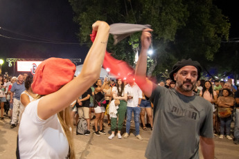 Jesús María.- En la foto tomada el 12 de enero de 2024, muchos de quienes llegan a Jesús María son atraídos masivamente por el Festival Nacional de Doma y Folclore, que se desarrolla las primeras semanas de enero de cada año, aunque la localidad cordobesa se destaca además por ofrecer variadas opciones para los turistas, quienes suelen extender sus estadías para vivir una experiencia completa.