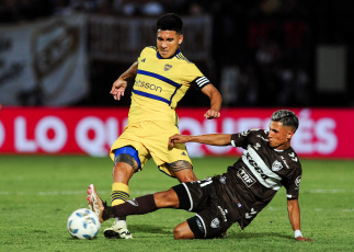 Buenos Aires, Argentina.- In the photographs taken on January 27, 2024, you can see scenes from the Boca - Platense match that ended 0 to 0 at the Ciudad de Vicente López stadium. The match served as the debut of Diego Martínez at the helm of the Technical Management of Boca Juniors. In the first half they disallowed a goal from Ronaldo Martínez, from Platense.