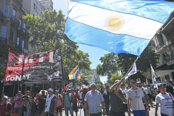 Buenos Aires, Argentina.- In the photos taken on January 24, 2024, protesters at Plaza Congreso, with partial cuts to traffic, within the framework of the strike and mobilization called by the CGT. Argentina is experiencing its first general strike since 2019, called by the country's main union center, against the extensive reforms promoted by the government of libertarian Javier Milei.