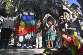 Buenos Aires, Argentina.- In the photos taken on January 24, 2024, representatives of Native Peoples held a ceremony in support of the first national strike with mobilization called by the CGT, both CTA (Workers and Autonomous), the workers of the popular economy (UTEP), social movements and multisectoral organizations in rejection of the Government's economic measures.