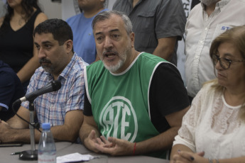 Buenos Aires- In the photo taken on January 12, 2024, unions that group state workers belonging to different sectors, At noon today, levels and powers of the State and public enterprises held a press conference in which they launched a unity front and announced a national day of struggle in defense of public employment.