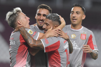 Buenos Aires, Argentina.- In the photos taken on January 25, 2024, during the match between Estudiantes and Argentino de Monte Maíz, for the Argentine Cup at the Néstor Díaz Pérez Stadium in Lanús. Estudiantes beat Argentino de Monte Maíz 2-0 in the 32nd round of the Argentine Cup. Pincha's goals were scored by Javier Correa at 20 minutes into the initial stage and Mauro Méndez at 41'.