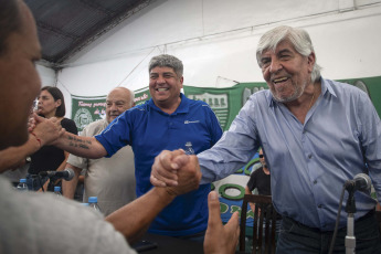 Buenos Aires, Argentina.- In the photos taken on January 19, 2024, with an eye on the general strike on Wednesday, January 24 called by the General Confederation of Labor (CGT), the Truck Drivers Union headed by Hugo (right ) and Pablo Moyano (left) meets in an information assembly in which more than a thousand delegates participate, in which they ratified the day of mobilization.