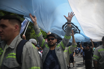 Buenos Aires, Argentina.- In the photos taken on January 24, 2024, protesters at Plaza Congreso, with partial cuts to traffic, within the framework of the strike and mobilization called by the CGT. Argentina is experiencing its first general strike since 2019, called by the country's main union center, against the extensive reforms promoted by the government of libertarian Javier Milei.