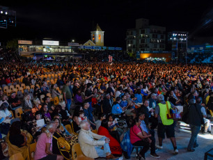 Córdoba, Argentina.- En las fotos tomadas el 24 de enero del 2024, durante la presentación del conjunto de malambo, 'El Ramalazo', en la ciudad cordobesa de Cosquín. El Festival Nacional de Folklore, empezó el sábado 20 de enero y se extiende hasta el domingo 28. Se trata de una de las celebraciones más importantes que se hacen en el país para homenajear la música representativa de los argentinos.