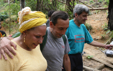 Buenos Aires, Argentina.- En la foto de archivo, la senadora colombiana Piedad Córdoba. Conocida por su trabajo en la liberación de secuestrados por la guerrilla de las FARC, murió hoy a los 68 años. La abogada, nacida el 25 de enero de 1955 en Medellín, facilitó la liberación de más de 30 rehenes de las entonces Fuerzas Armadas Revolucionarias de Colombia y fue una destacada militante social.