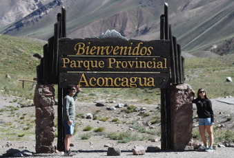 Mendoza.- En la foto tomada el 6 de enero de 2024, zonas turísticas de la provincia de Mendoza, Argentina. En plena apertura de la temporada de verano, Mendoza reforzó la promoción a nivel nacional de 13 áreas naturales protegidas que están abiertas al turismo a disposición del visitante local, nacional o extranjero que busca lugares cercanos, atractivos, económicos y hasta desconocidos.