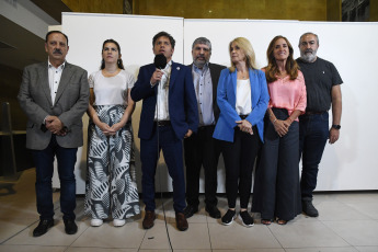 Buenos Aires, Argentina.- En las fotos tomadas el 18 de enero del 2024, la CGT debate con los gobernadores del PJ una estrategia común para frenar en el Congreso las reformas que impulsa Javier Milei a través del DNU y la ley ómnibus, en otro paso de la ofensiva que culminará con el paro de 12 horas con movilización del próximo miércoles 24 de enero.