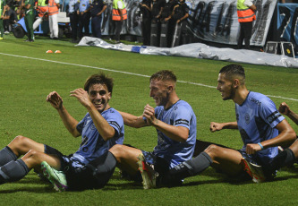 Córdoba, Argentina.- In the photos taken on February 19, 2024, Belgrano faces Sarmiento in a commitment corresponding to the sixth day of the 2024 Professional League Cup. Belgrano defeated Sarmiento 4-1. Peruvian footballer Bryan Reyna scored his first goal with Belgrano and strengthens himself in the starting eleven.