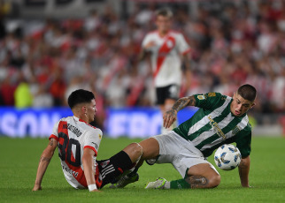 Buenos Aires, Argentina.- In the photos taken on February 18, 2024, during the River vs. Banfield, for Group B of the Copa de la Liga in the Monumental. River and Banfield played 1 to 1. Braian Galván and Pablo Solari marked the sides of the encounter.