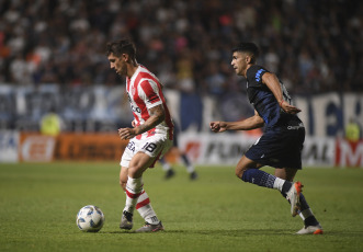 Mendoza, Argentina.- In the photos taken on February 15, 2024, during the match between Independiente Rivadavia de Mendoza and Instituto de Cordoba, in a match valid for the fifth date of Zone B of the Professional League Cup in the Bautista Gargantini stadium. Instituto de Córdoba achieved a victory as a visitor against Independiente Rivadavia de Mendoza by 2 to 0 and reached River Plate at the top of Zone A of the League Cup.