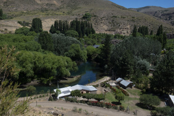 Río Negro, Argentina.- In the photos taken on February 1, 2024, it shows the tourist place of Villa Llanquín in Rio Negro, Argentina. The second half of January marked an increase in occupancy in the main tourist destinations in the province of Río Negro, where nearly 200,000 vacationers were received, who generated an impact of more than 46,000 million pesos (Argentine peso), according to reports officially.