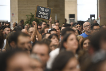 Buenos Aires, Argentina.- In the photos taken on February 20, 2024, Bancarios and Corriente Federal de Trabajadores expressed their rejection of a possible privatization of the bank and issued a statement in which they expressed that "society said no to the sale of public companies".