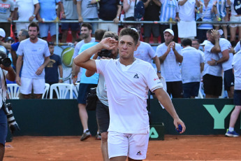 Rosario, Argentina.- In photos taken on February 4, 2024, tennis player Sebastián Báez (photo) defeated Dmitry Popko in a definition for the fifth point of the series against Kazakhstan, which took place at the Jockey Club of Rosario, and the team Argentine Davis Cup team qualified for the Group Stage of the Finals of the most important team competition.