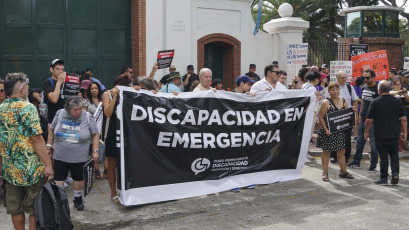 Buenos Aires, Argentina.- In the photos taken on February 7, 2024, organizations that make up the Permanent Forum for the Promotion and Defense of the Rights of Persons with Disabilities and other groups mobilized in different provinces of the country and will deliver a petition in the presidential villa of Olivos in which they ask that the benefit and transportation tariffs of the sector be updated, after rejecting the 32% increase to the benefit system.