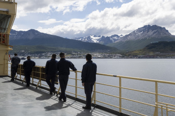 Ushuaia, Argentina.- In the photos taken on January 31, 2024, the icebreaker ARA Almirante Irízar anchored in front of the Fuegian city of Ushuaia and concluded the first stage of the Antarctic Summer Campaign (CAV) for resupply and personnel replacement of the Argentine bases that began on December 28. Thus, this Wednesday, preparation for the second stage began, said the ship's commander, Captain Carlos Recio.