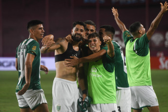 Buenos Aires, Argentina - In the photo taken on February 25, 2024, Lanús and Banfield played to a draw in the South's classic match for the LPF Cup 2024. Milton Giménez gives Banfield a 1-1 draw against Lanús.