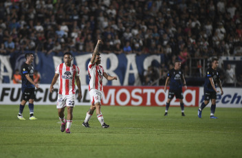 Mendoza, Argentina.- In the photos taken on February 15, 2024, during the match between Independiente Rivadavia de Mendoza and Instituto de Cordoba, in a match valid for the fifth date of Zone B of the Professional League Cup in the Bautista Gargantini stadium. Instituto de Córdoba achieved a victory as a visitor against Independiente Rivadavia de Mendoza by 2 to 0 and reached River Plate at the top of Zone A of the League Cup.