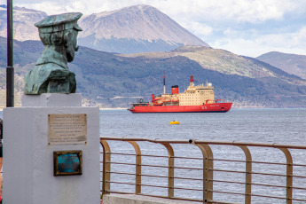 Ushuaia, Argentina.- In the photos taken on January 31, 2024, the icebreaker ARA Almirante Irízar anchored in front of the Fuegian city of Ushuaia and concluded the first stage of the Antarctic Summer Campaign (CAV) for resupply and personnel replacement of the Argentine bases that began on December 28. Thus, this Wednesday, preparation for the second stage began, said the ship's commander, Captain Carlos Recio.