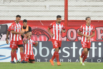 Buenos Aires, Argentina.- In the photos taken on February 19, 2024, Barracas Central reached Talleres, for the 6th tournament of Argentina - Copa LPF 2024 at the Estadio Tomás Ducó. Barracas won 2-1 at Talleres. The party goles for the local players Marco Iacobellis (1' 1T) and Maximiliano Zalazar (4' 2T). Just like the visitor's goal is Gastón Benavídez (31' 1T).