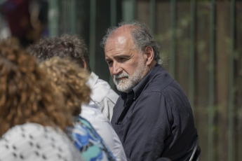 Buenos Aires, Argentina.- En las fotos tomadas el 15 de febrero del 2024, el líder del Polo Obrero (PO), Eduardo Belliboni (foto), denunció al presidente Javier Milei por los presuntos delitos de intimidación pública, incitación a la violencia colectiva y amenazas, a raíz de un posteo del primer mandatario en redes sociales que aludió a su persona como "detectado" junto a la frase "casta a la vista".