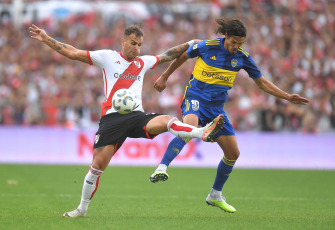 Buenos Aires, Argentina - In the photo taken on February 25, 2024, River and Boca tied 1-1 at the Más Monumental stadium on Sunday for the 7th date of the League Cup. The goals came in the second half, at the feet of Solari and Medina. Hot end in Núñez. With this result, Demichelis's team is at the top of Zone A with 13 points, equaling Independiente's line. Diego Martínez's team reached 10 points and are seventh in Zone B.