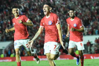 Buenos Aires, Argentina.- In the photos taken on February 26, 2024, during the match between Argentinos Juniors and Platense in a match corresponding to date 7 of the League Cup at the Diego Armando Maradona stadium. Argentinos Juniors beat Platense 3-1, and leads Zone A of the Professional League Cup.