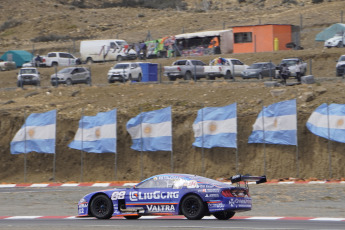 El Calafate, Argentina - In the picture taken on February 24, 2024, the Turismo Carretera is present at the Enrique "Quique" Freile racetrack, in El Calafate, where the first date of the 2024 season is being disputed. According to the schedule, three practice sessions were to be held on Saturday for the main division. This Friday it was informed that the first practice of the day was cancelled. Therefore, the start of the activity, which was scheduled for 8:50 am, will begin at 10 am.