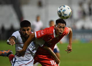 Buenos Aires, Argentina.- En las fotos tomadas el 28 de febrero del 2024, durante el partido entre San Lorenzo e Independiente de Chivilcoy en el estadio Centenario de Quilmes. San Lorenzo venció 1-0 a Independiente de Chivilcoy y avanzó a los 16avos de final de la Copa Argentina. Con un gol de Cristian Tarragona, a los 15 minutos del complemento.