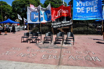 Buenos Aires, Argentina.- In the photos taken on February 22, 2024, social organizations, student movements and unions held a demonstration in front of the Ministry of National Education (Plaza Pizzurno) to demand school kits. They also launched a great solidarity campaign, collecting school supplies and shoes, in all neighborhoods, schools and faculties.