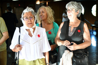 Córdoba, Argentina.- En las fotos tomadas el 21 de febrero del 2024, el Tribunal Oral Federal 2 (TOF2) de la ciudad de Córdoba comenzó un nuevo proceso de enjuiciamiento en contra de siete acusados por delitos de lesa humanidad, la mayoría expolicías de la provincia, que son acusados por crímenes cometidos entre 1978 y 1979, durante la última dictadura militar, informaron desde esa jurisdicción judicial.