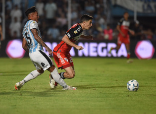 Tucumán, Argentina.- In the photos taken on February 14, 2024, during the match between Atlético Tucumán and River Plate in a match for the fifth date of Zone A of the First Division Professional Football League Cup in the José Fierro stadium. River Plate tied as a visitor against Atlético Tucumán 0 to 0.