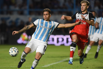 Tucumán, Argentina.- In the photos taken on February 14, 2024, during the match between Atlético Tucumán and River Plate in a match for the fifth date of Zone A of the First Division Professional Football League Cup in the José Fierro stadium. River Plate tied as a visitor against Atlético Tucumán 0 to 0.