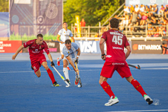 Santiago del Estero, Argentina.- In the photos taken on February 14, 2024, the Argentine men's field hockey team, Los Leones, faced their counterpart from Belgium, in a match in the second competition window of the Pro League. The Lions achieved a resounding 4-1 victory over their Belgian counterpart, at the beginning of the second window of action of the Pro League of the discipline, at the Provincial Stadium in Santiago del Estero.