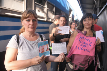 Buenos Aires, Argentina.- In the photos taken on February 15, 2024, leaders of the Socialist Left (IS) and a sector of the Railway Union held a demonstration to denounce that the national government "continues to be cruel against the service railway" for which they organized a mobilization, called "the Train of Resistance", which will unite the Buenos Aires towns of Merlo and Marcos Paz, with the slogan "let's save the train".