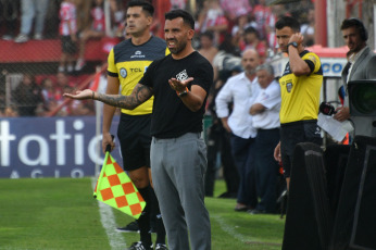 Córdoba, Argentina.- In the photos taken on February 18, 2024, Instituto vs. Independiente, in the game 6 in the Copa de la Liga in the Monumental of Alta Córdoba. Independente won 2-0 at Instituto. Then Gabriel Neves inaugurated the marker at the 25th minute of the first half. More late, in minute 31 of the stage, Lucas González increased the wind, securing the victory of Independence.