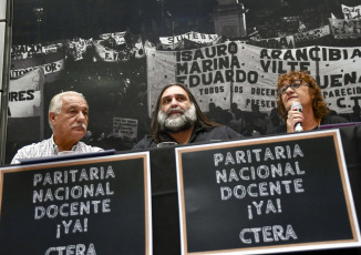 Buenos Aires, Argentina.- In the photos taken on February 14, 2024, the Confederation of Education Workers (Ctera) warned that "the start of classes is in danger" and reiterated its request to the national government for the "urgent call" to the national teaching parity, a few days before the beginning of the school year throughout the country.