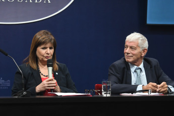 Chaco, Argentina.- In the photos taken on February 14, 2024, the Ministers of Security, Patricia Bullrich (left), and of Justice, Mariano Cúneo Libarona (right), denounced at the Government House a trafficking network that operated through social plans in the province of Chaco. In a press conference they offered together with the governor of Chaco, Leandro Zdero, in the Conference Room of the Casa Rosada, the officials explained that the network that operated in the province was "commanded by a con who prostituted women in exchange for granting and manage their social plans.